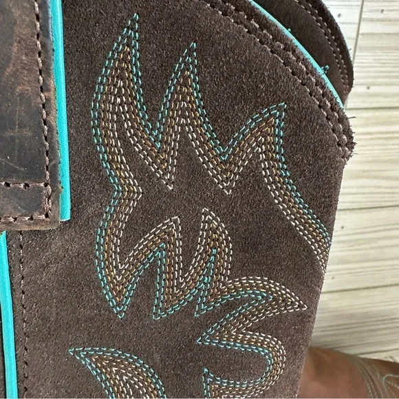 Ariat Delilah Round Toe Western Boot women’s - Picture 3 of 10